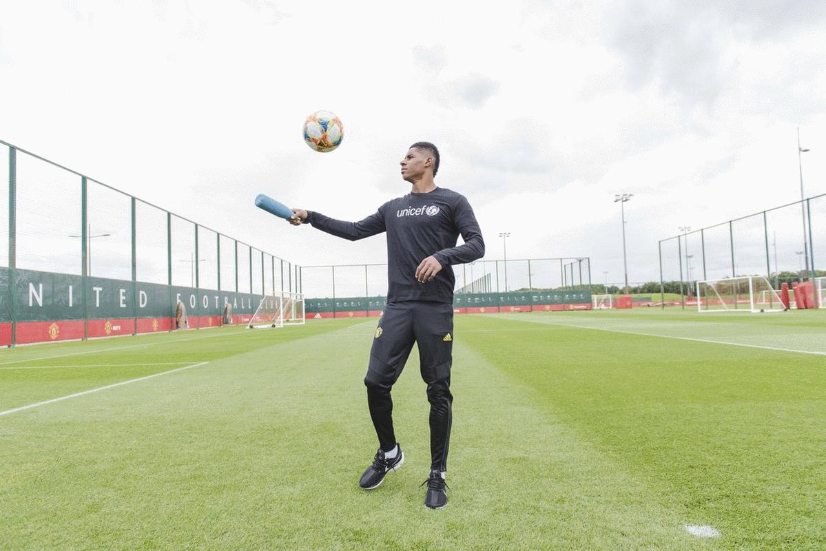 Join @MarcusRashford in supporting our Water Walk, which challenges people to walk🚶♂️FIVE MILES EVERY DAY🚶♀️for a week to help support the millions of children who have to walk many miles to access clean water.
Press Release on our website!