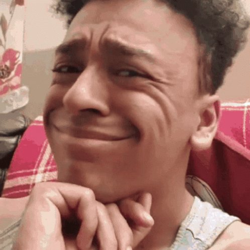 Next time you need a fresh GIF react, just type "Ellzo" https://t.co/Ruiy3boPyC<a href="/tag/barbershopbounce"class="tags"><span>#barbershopbounce</span></a>