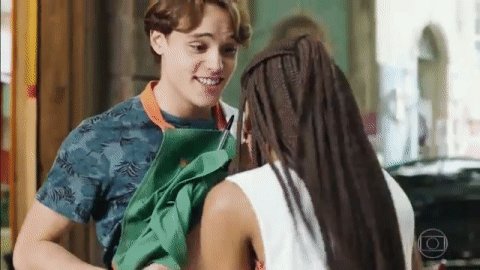 Quantos joelhos/italianos/enroladinhos de presunto dão nesse tanquinho do ThicThic? 😂😂😂#Malhação #TodaFormaDeAmar