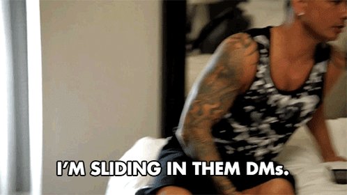 When I see my crush go from โin a relationshipโ to โsingleโ ๐#JSFamilyVacation
