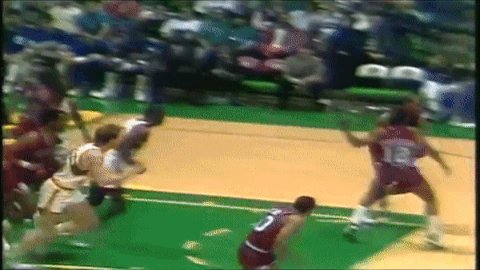 Charles Barkley's fast break was "like a character in Mario Kart powered-up by a star" blitzing through opponents.
📝http://sixe.rs/barkley