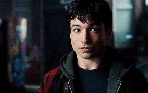 Happy birthday Ezra Miller! 