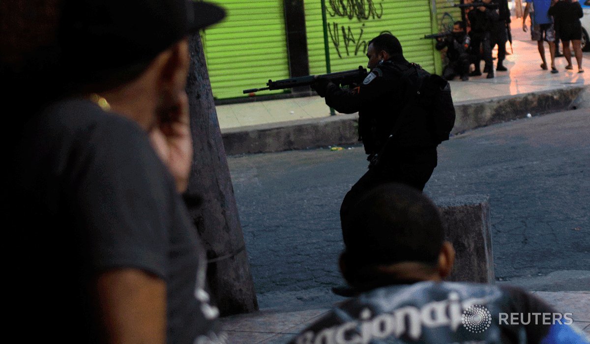 Two top commanders of Rio’s military and civil police forces tell @Reuters that police have never received or issued orders to kill. A @specialreports investigation shows a surge in killings by police https://reut.rs/2AVkcMj