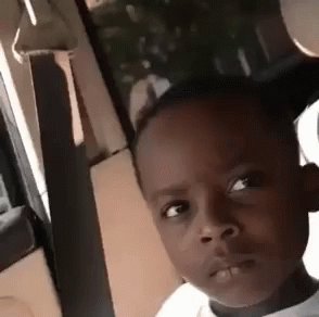 Yoshon was looking at Ari lips like wtf