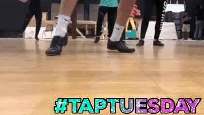 Today is #taptuesday ! Everyone is hard at work learning choreo and we had so much fun learning new tap moves for #INSUMMER, stay tuned all week for new content coming your way! ❄️💙🎭
#frozen