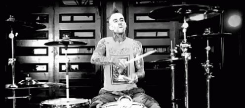 ..Travis Barker..
 !!  HAPPY BDAY  !!

THANKS FOR ALL THE GOOD TIMES AMD MUSIC. 
