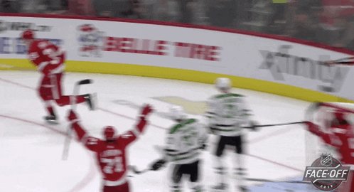 Our Quarter Season Review is up for @NHLBlackhawks and @DetroitRedWings ! Pretty lengthy one this week, but definitely worth a listen.
#Hockey #NHL #Chicago #Detroit #Blackhawks #RedWings #HockeyTwitter #Podcast
https://soundcloud.com/stickbladepodcast/2019-2020-quarter-season-review-112119 …