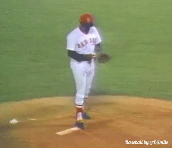 Baseball by BSmile on X: The legendary windup of Luis Tiant! #MLB #RedSox  #Baseball #ElTiante  / X