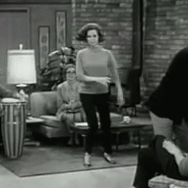 Happy Mary Tyler Moore\s Birthday! 