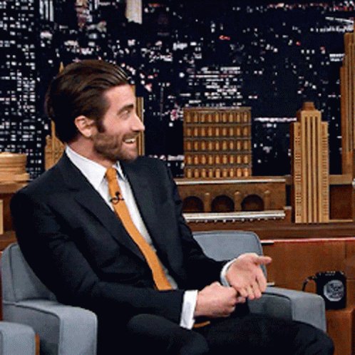 Happy birthday Jake Gyllenhaal! You so fine. We love you! 