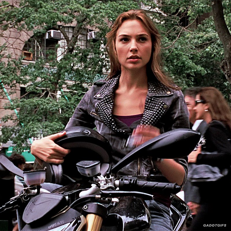 Gal Gadot Fast And Furious 5 Download Fast And Furious 5 Gal Gadot Bike Images