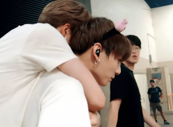 @jikookheart's photo on Neck
