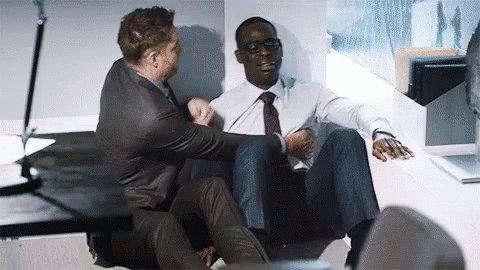 #ThisIsUs is one of my favourite shows of all time. I barely see anyone talking about it in the UK! Incredible acting, writing, music, cinematography, all while addressing mental health issues/trauma and exploring a complicated family dynamic. A stunning show 🥺