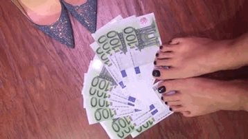 Skrill, anyone?! Gotta check something!! #findom #femdom @RTcommuter @RTfdom @rtservant1 @rtjackass https://t<a href="/tag/findom"class="tags">#findom</a><a href="/tag/femdom"class="tags"><span>#femdom</span></a>