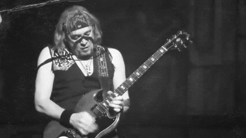 Happy 63rd birthday to Adrian Smith! 