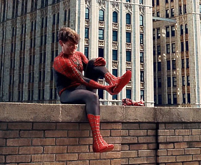 Happy Birthday Tobey Maguire 