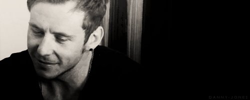 Happy birthday to Danny Jones ( 