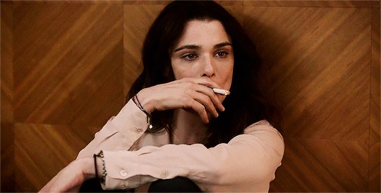 Happy bday rachel weisz ur the reason the lesbian rate is going up these days 