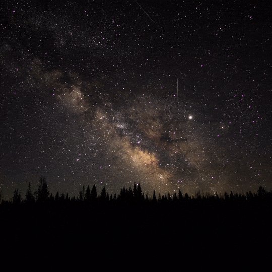 “For small creatures such as we the vastness is bearable only through love.”
— Carl Sagan
Timelapse of the Milky Way over Medicine Bow National Forest, Colorado. Source: https://t.co/6KmsXL9oKM https://t.co/tIL1NWQmvr