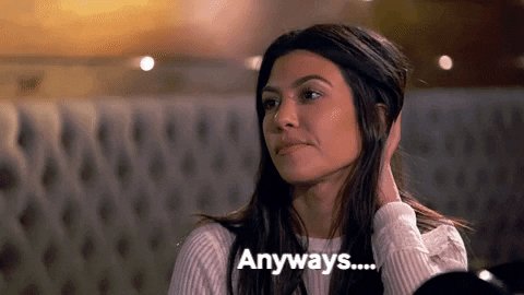 « Je suis si misérable ici (...) Je n'aime pas être une célébrité. J'ai décidé de prendre un grand pas en arrière par rapport au tournage. »
Kourtney Kardashian va-t-elle partir de #KUWTK ??! 😭