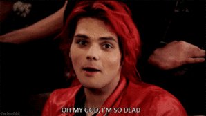 Me olvide de felicitar a Gerard Way jooo   I\m a terrible person 
Happy late birthday legend!!! 