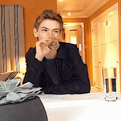 Happy Birthday Thomas Brodie Sangster   