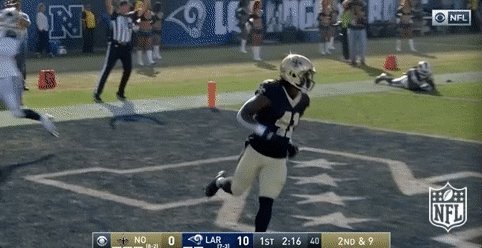 alvin kamara football GIF b...