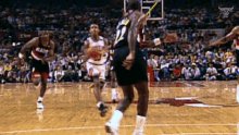 Dunking Horace Grant GIF