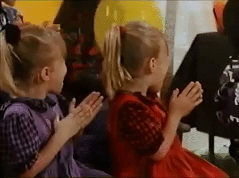 Früher zuckersüß und heute ein echtes Powerduo! Happy Birthday Mary-Kate und Ashley Olsen! 