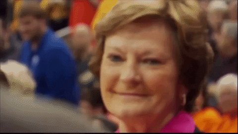 Happy Birthday To one Of The Greatest Coaches Basketball Has Ever Seen. HAPPY BIRTHDAY Pat Summitt 