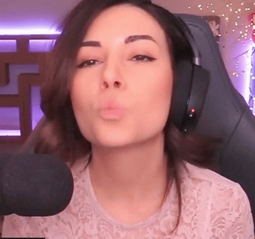 Alinity on Twitter: "@MudkipTwitch 🤔 not sure" / Twitter