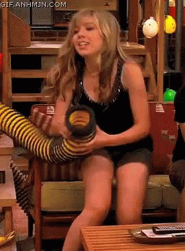 Happy Birthday Jennette McCurdy! 
