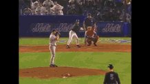 Happy 53rd birthday to Robin Ventura, who was quite the singles hitter 