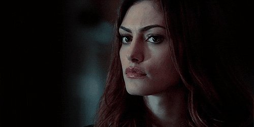 Happy Birthday Phoebe Tonkin!   