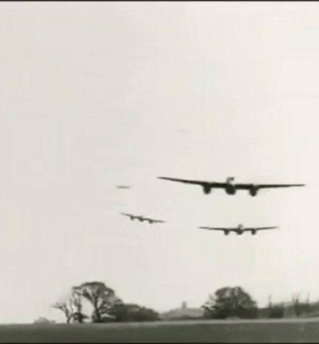 Ww2 Flying GIF