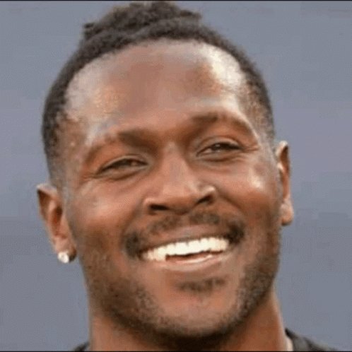 Happy birthday Antonio Brown 