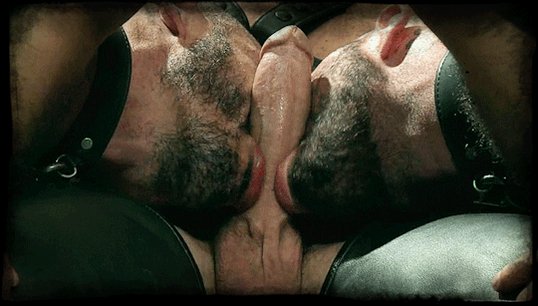 Vintage gaysex tongue nipples