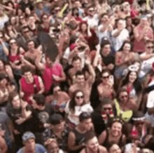 Gretchen Público Seguidores GIF