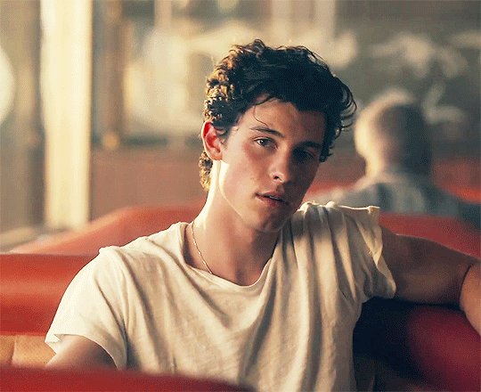 Happy birthday to shawn mendes  