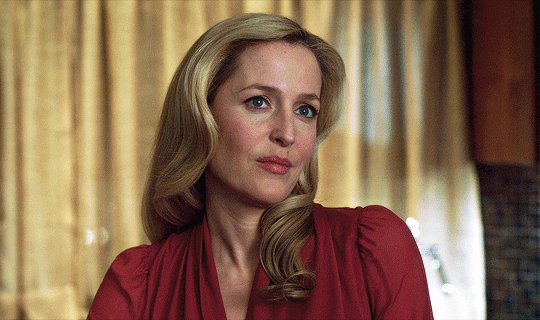                       8 9                      HAPPY BIRTHDAY GILLIAN ANDERSON            