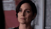 Happy birthday Carrie-Anne Moss! 