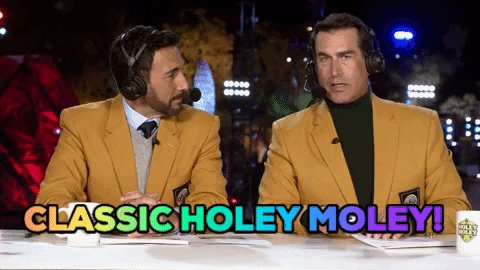 Not sure who is going to be calling #MNF but imho it should be Joe Tessitore and Rob Riggle. #HoleyMoley https://t.co/4VHRRvzJbh