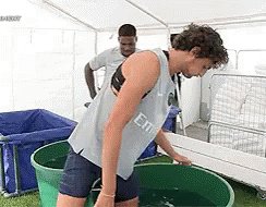 Une pensée pour notre grigri, un grand merci Adrien Rabiot 😁😁😁 https://t.co/B6hWKNSkbk