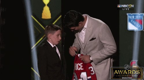 Happy birthday to the greatest goalie in the world, Carey Price!

Crush it tonight! 