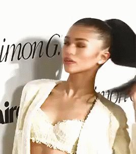 Ayer cumplió años esta  Reyna happy birthday 