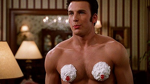 Freeform no Twitter: "Thinking ahead to my midnight snack _____ Baby @ ChrisEvans ~after dark~ in Not Another Teen Movie tonight at midnight https://t.co/JRL4z77TR6" / Twitter