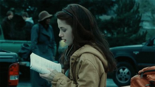 Happy birthday Bella Swan  