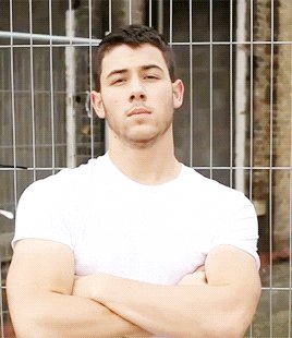 Und noch ein Cutie feiert heute ein Jahr älter: Happy Birthday Nick Jonas! 