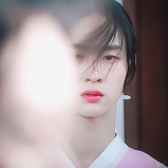 https://youtu.be/W8HdxBiJLw0 #조선로코녹두전1주년 #좋은배우 #장동윤 #전녹두 #빛이되어줄게 #빛이되어준선물같은드라마 정말 감동적이다♡ @NokduBD 조선로코녹두전 블루레이 강추 👍Translate post