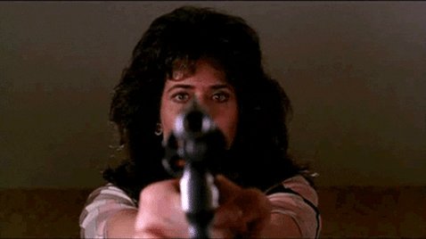 A happy birthday to LORRAINE BRACCO, the most under appreciated part of GOODFELLAS as Karen Hill. 